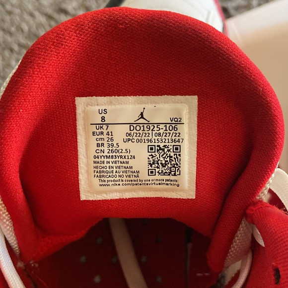 Jordan Two Trey - Picture 4 of 8